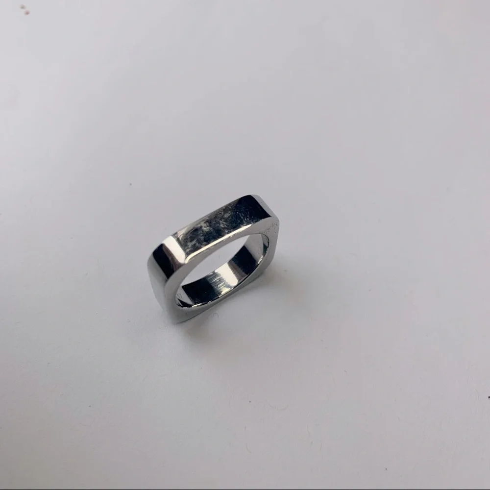 KAMSMAK Circle Meet Square RING - Picture 4 of 10